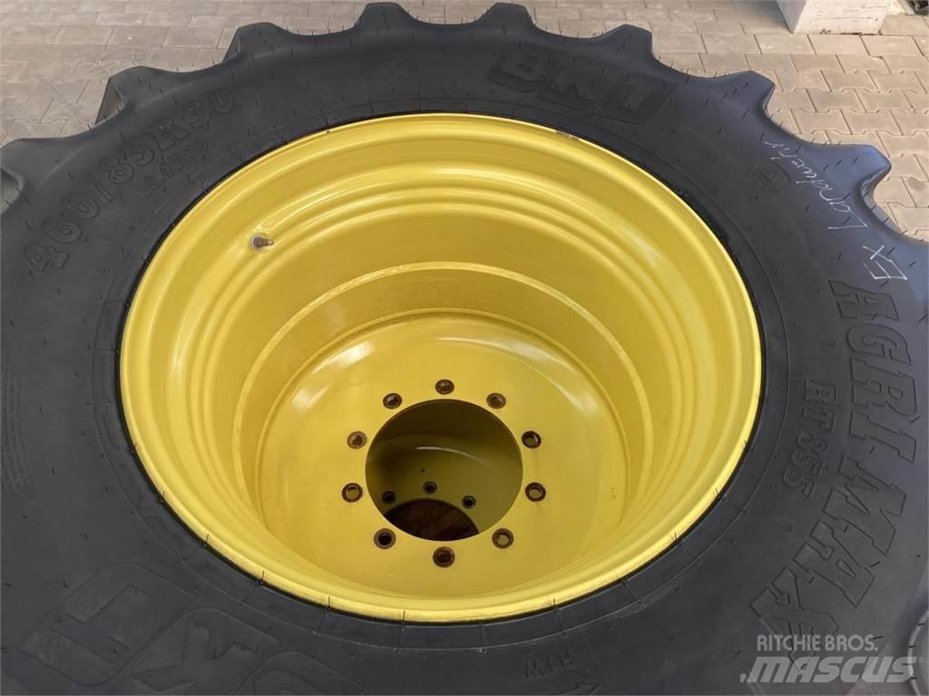 BKT 460/85R30 Neumáticos, ruedas y llantas