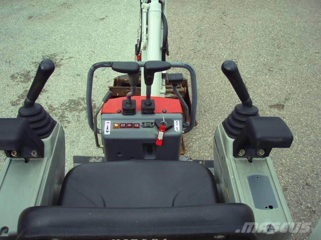 Takeuchi TB 210 R Mini excavadoras < 7t