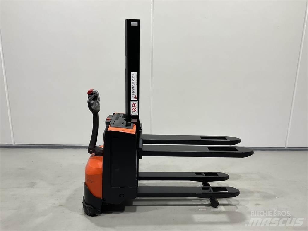 BT SWE080L Apiladores eléctricos autopropulsados