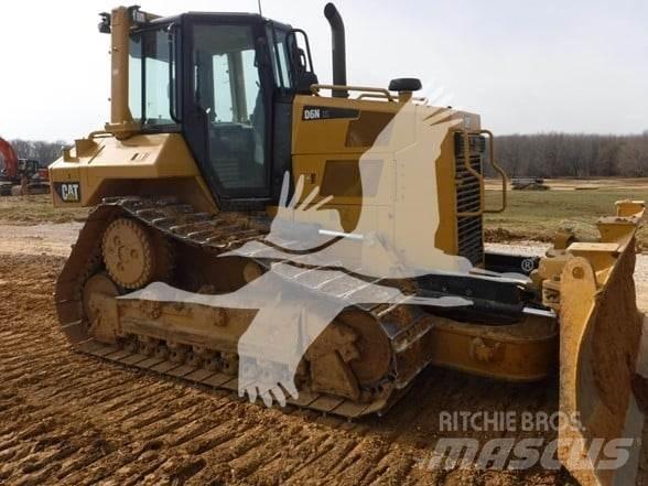 CAT D6N XL Buldozer sobre oruga