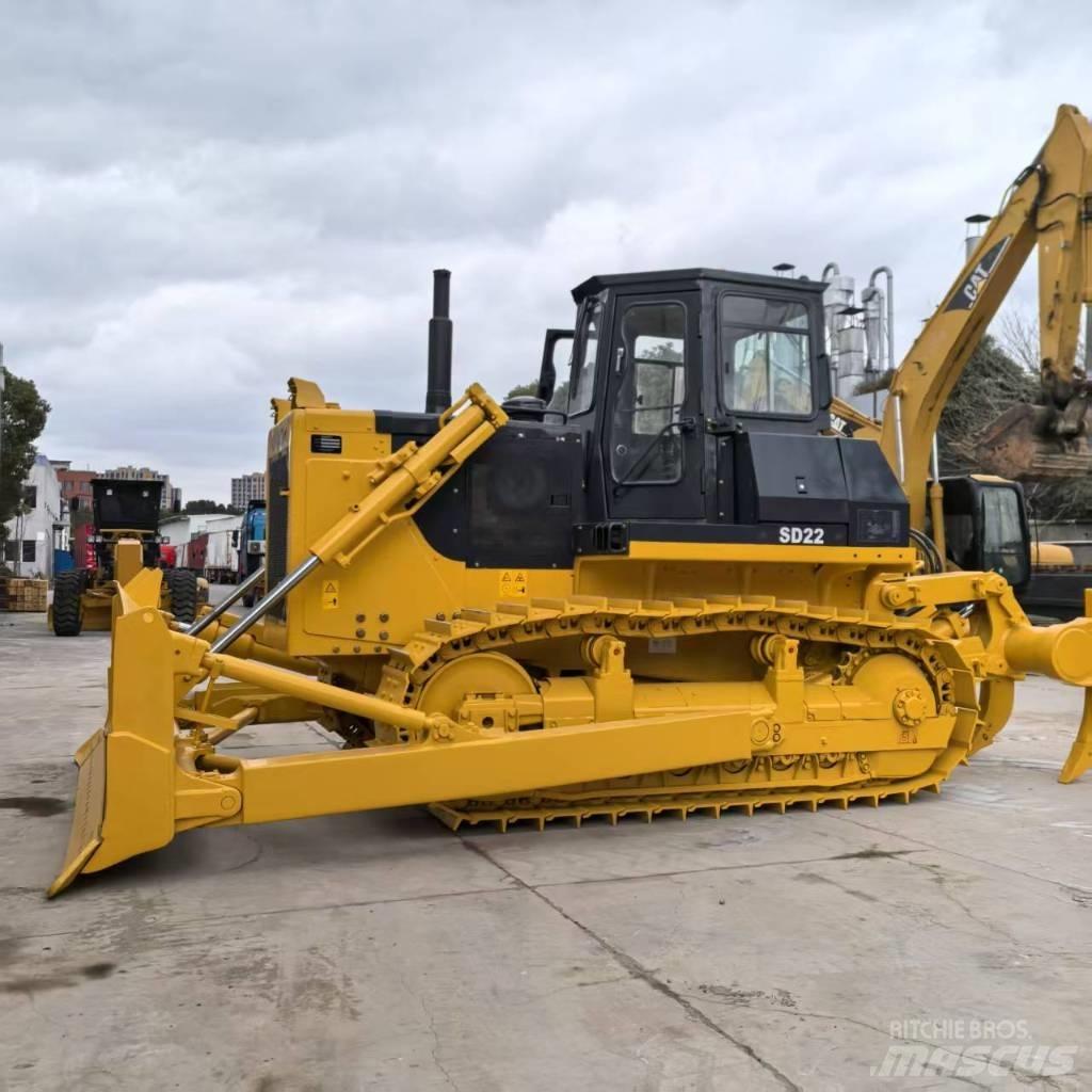Shantui SD 22 Buldozer sobre oruga
