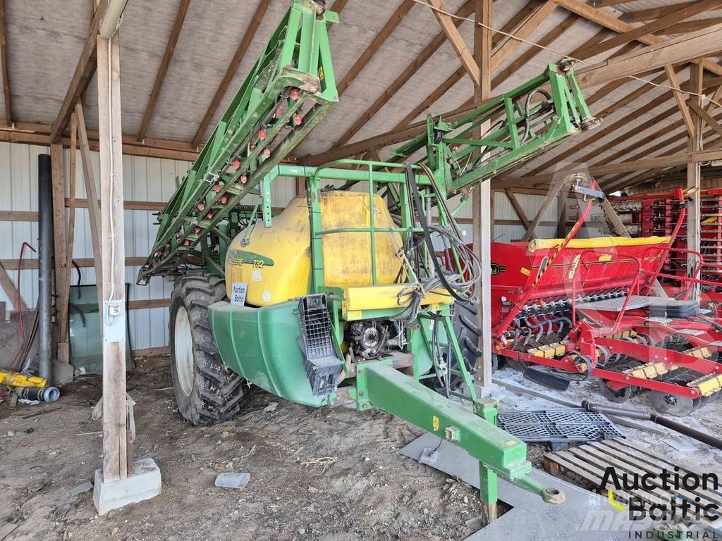 John Deere 732 Pulverizadores arrastrados