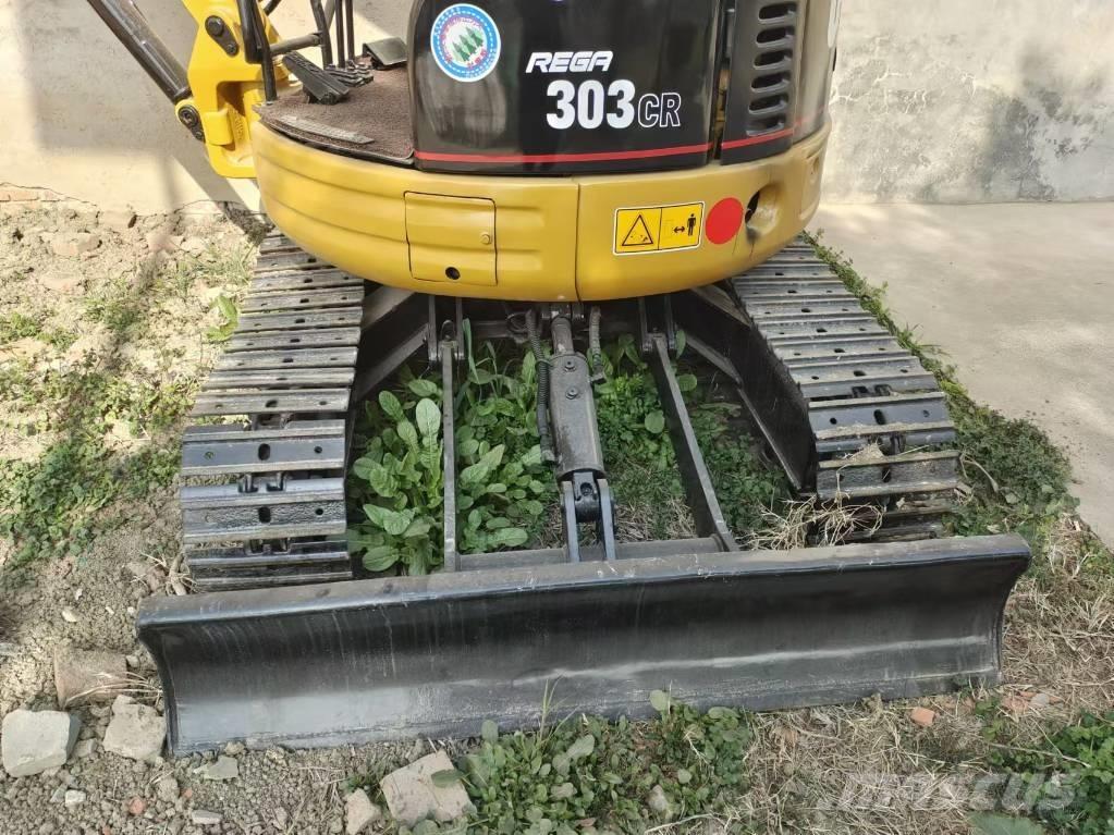 CAT 303 CR Mini excavadoras < 7t