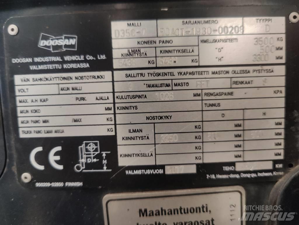 Doosan D 35 C-7 Carretillas diesel