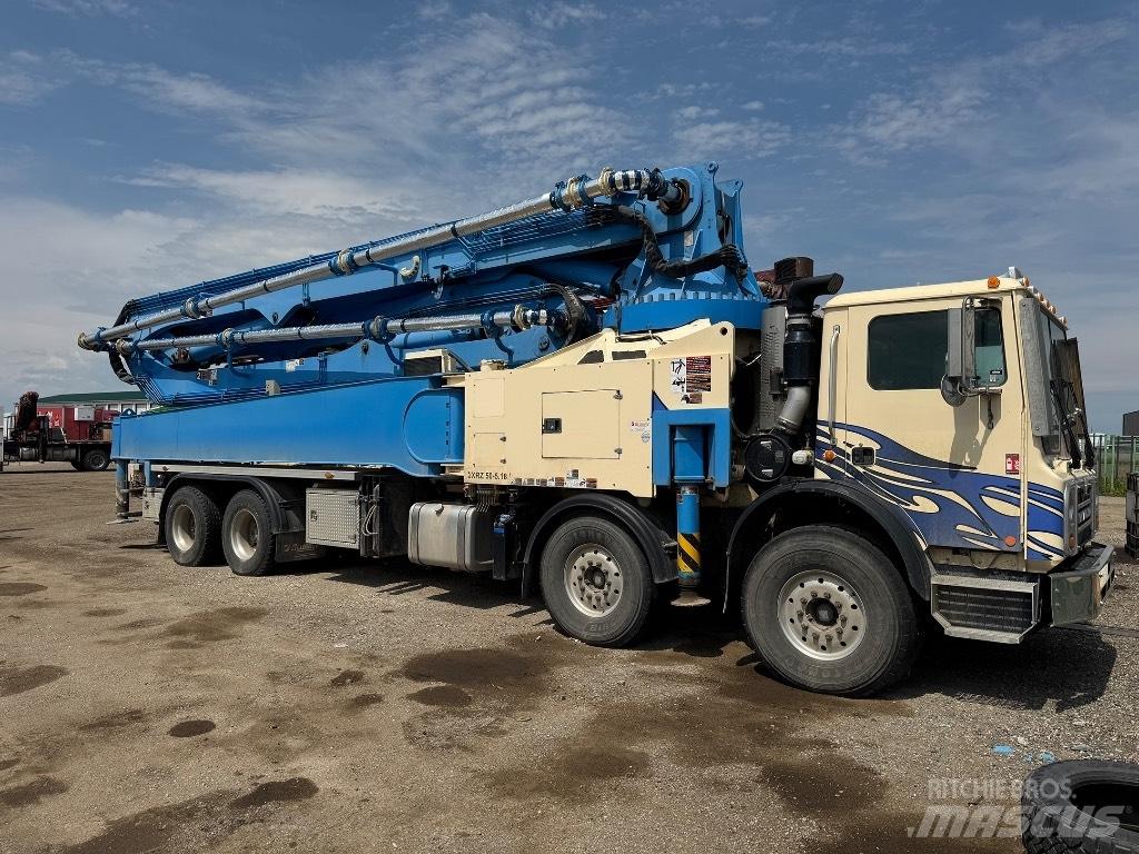 Alliance 50m Camión hormigonera