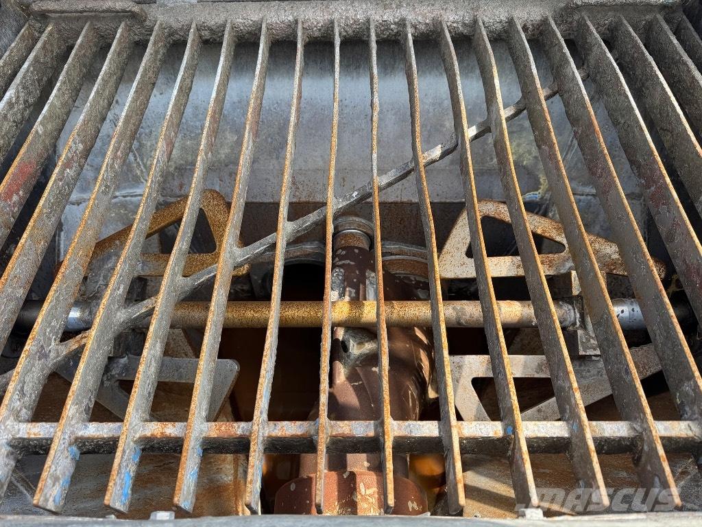 Alliance 50m (#1038) Camión hormigonera