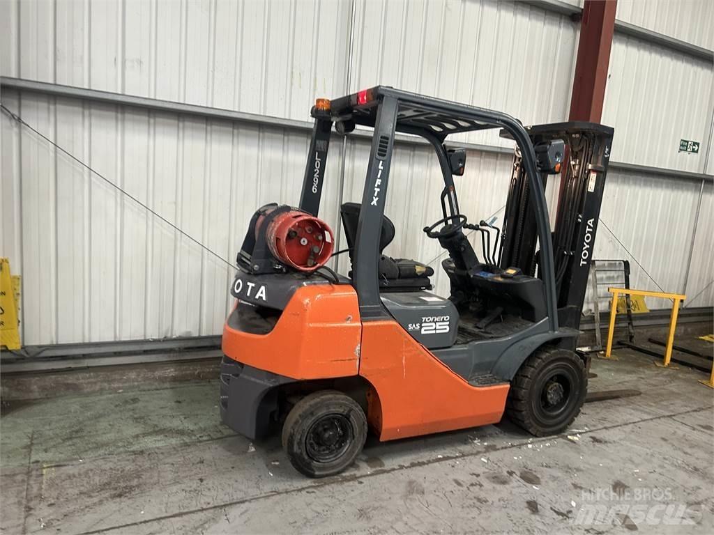 Toyota 02-8FGF20 Carretillas LPG