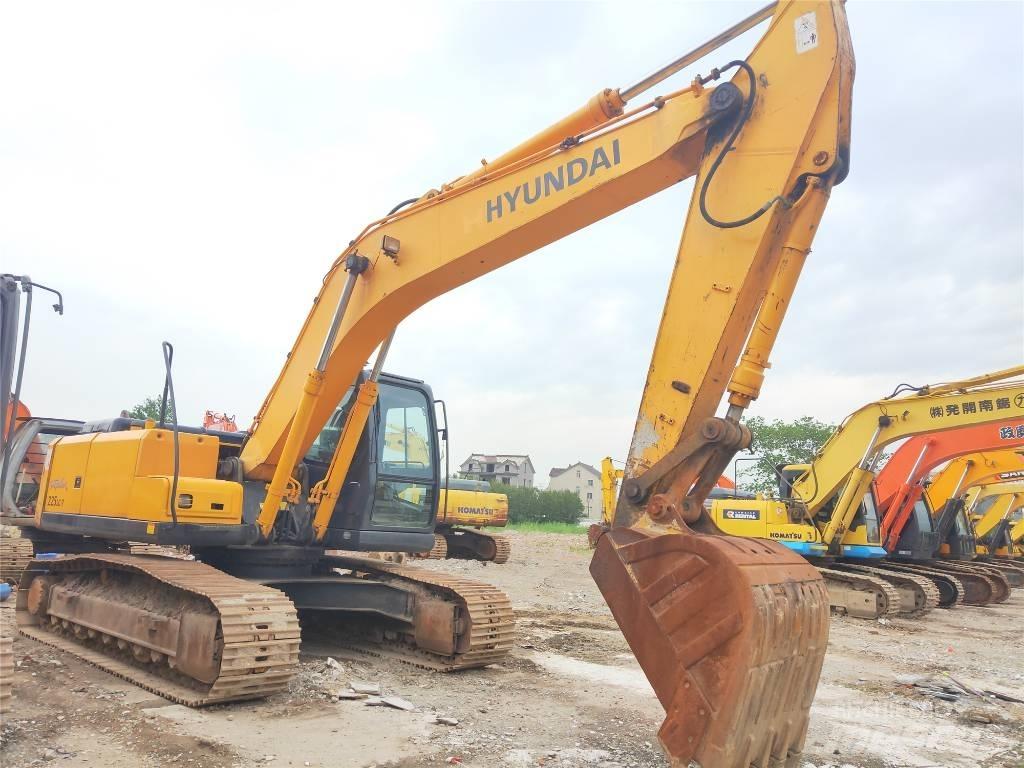 Hyundai R225LC-7 Excavadoras de cadenas