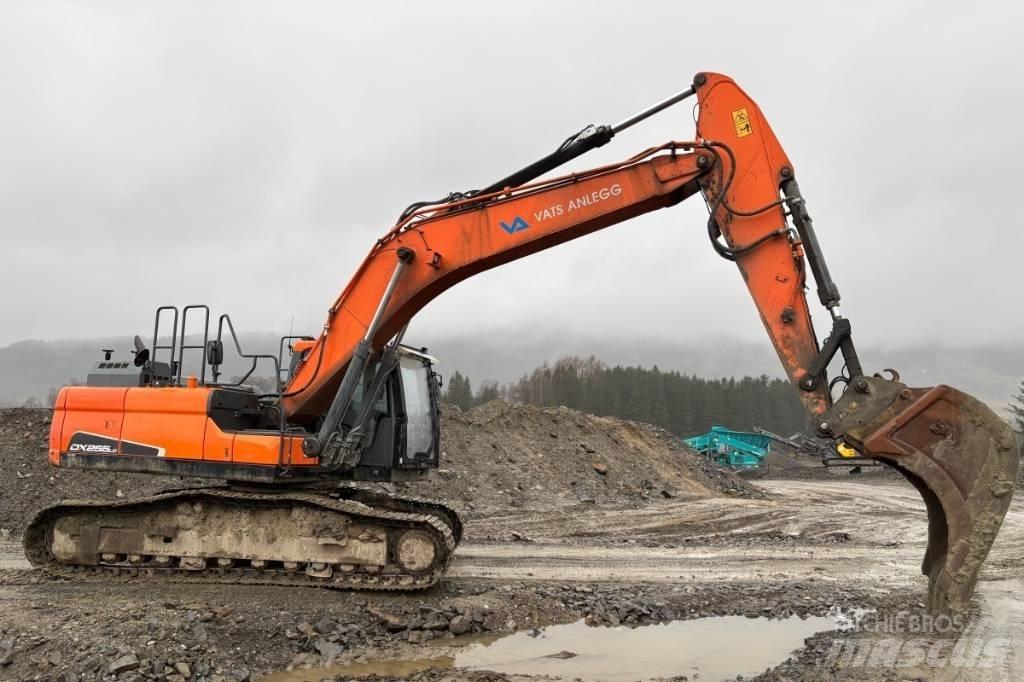 Doosan DX 255 LC-5 Excavadoras de cadenas