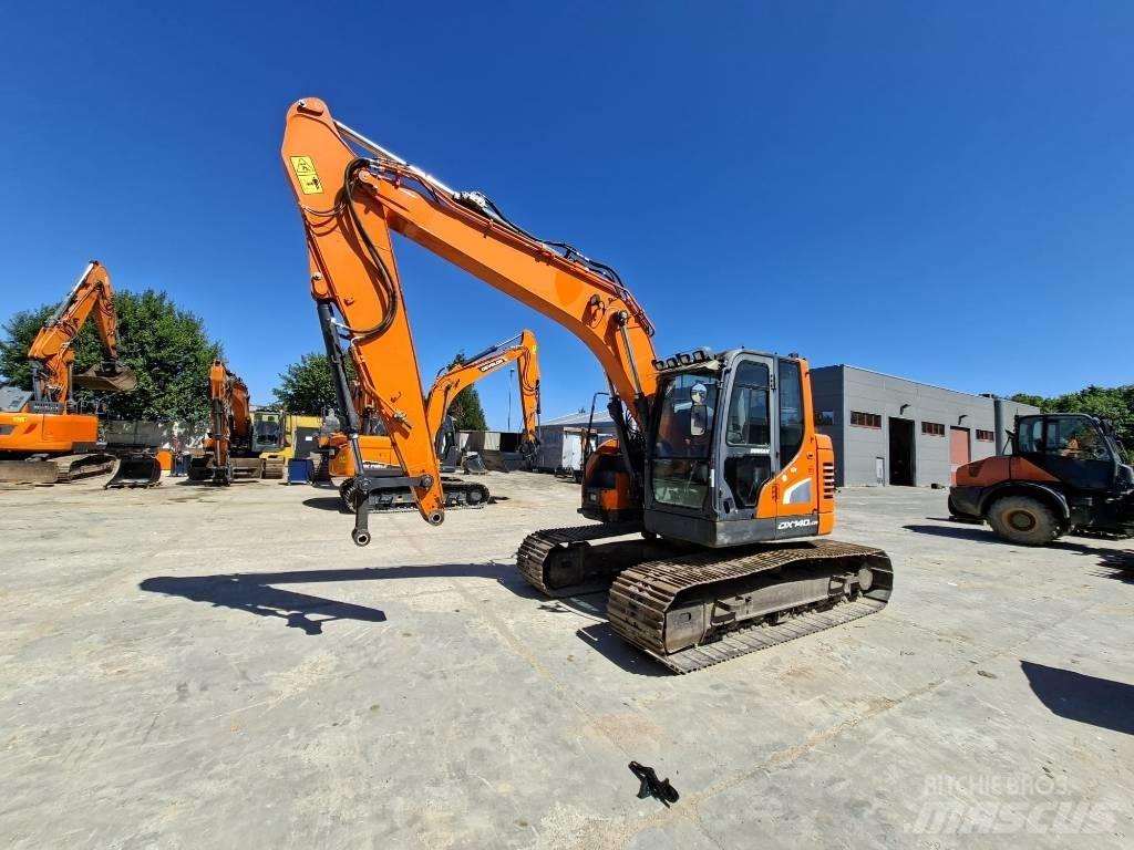 Doosan DX 140 LCR Excavadoras de cadenas