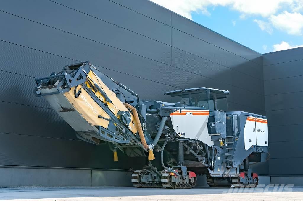 Wirtgen W 220 FI Máquinas moledoras de asfalto en frío