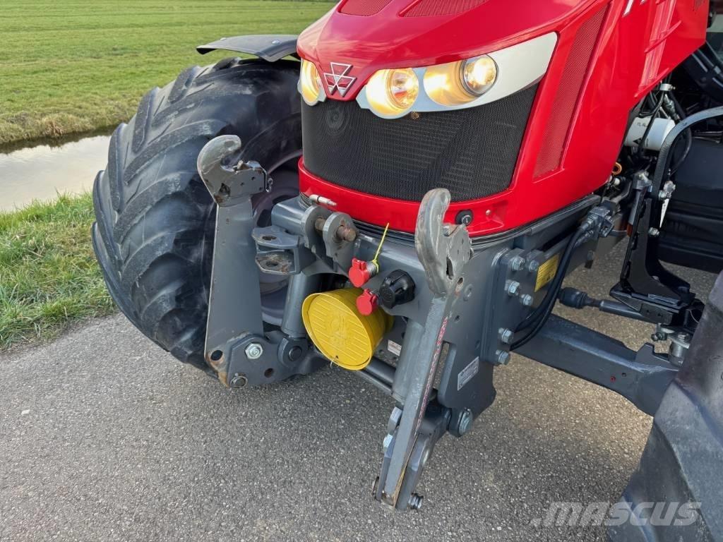 Massey Ferguson 5609 Tractores