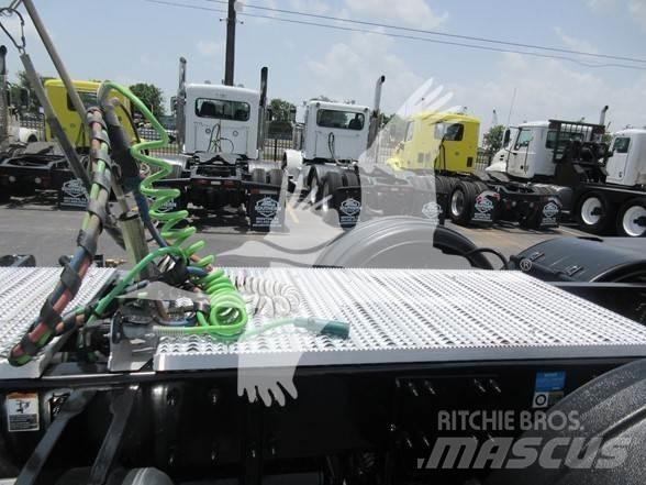 Peterbilt 567 Cabezas tractoras