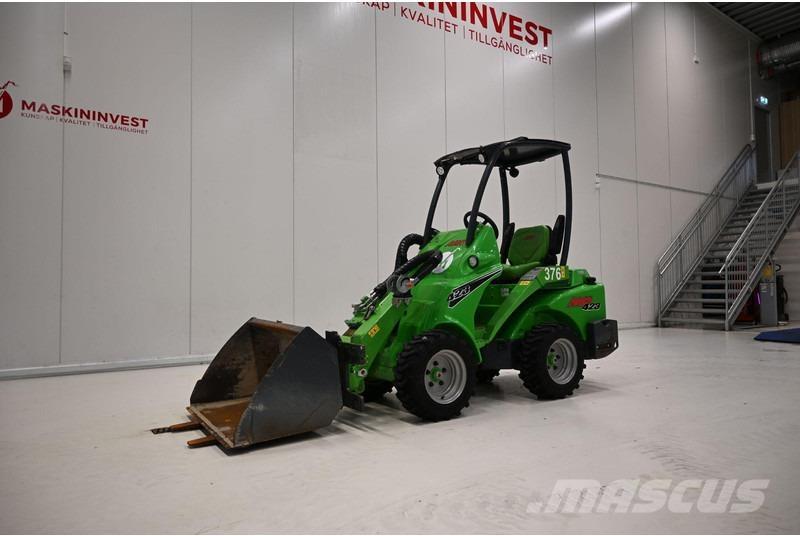 Avant 423 Cargadoras sobre ruedas