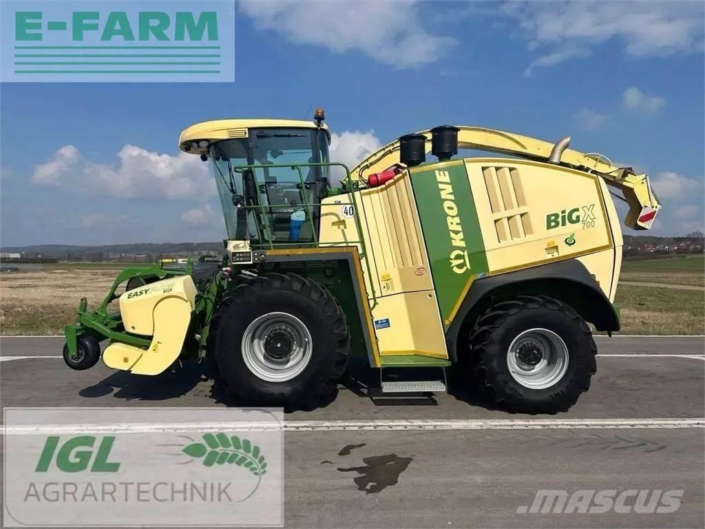 Krone big x 700 i Picadoras de forraje autopropulsadas