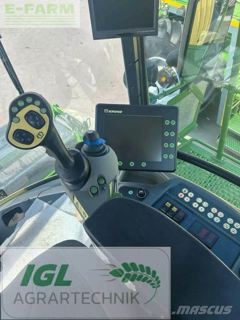 Krone big x 700 i Picadoras de forraje autopropulsadas