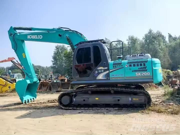 Kobelco SK200-8 Excavadoras de cadenas