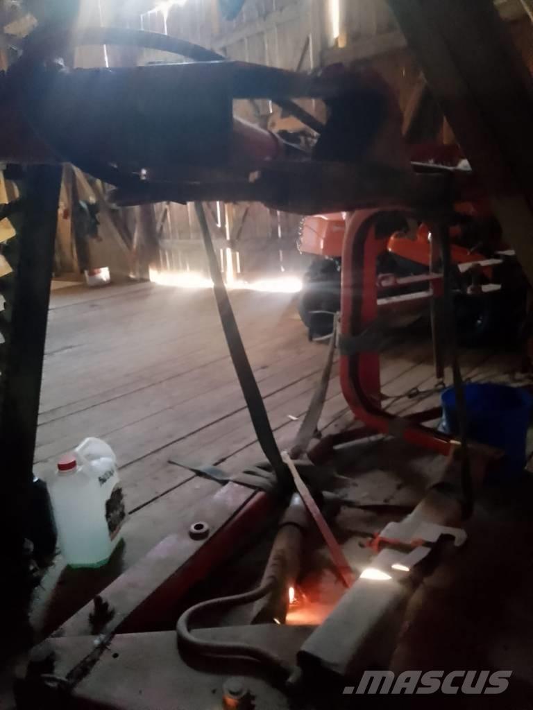 Ålö Pikavik 2030 Palas cargadoras frontales