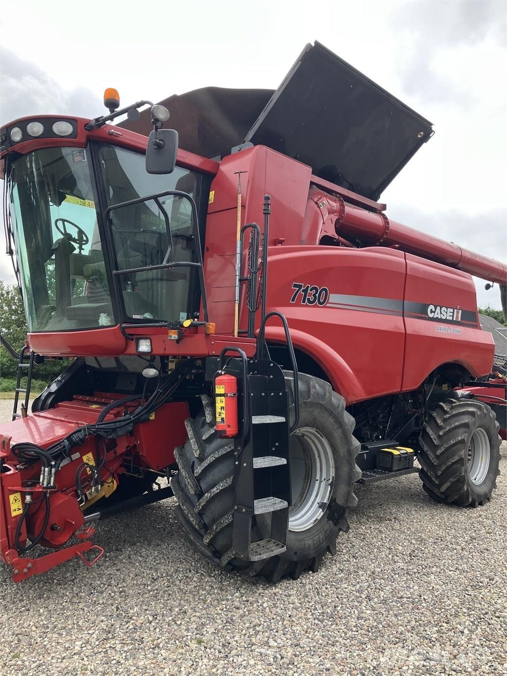 CASE Axial Flow 7130 Cosechadoras combinadas