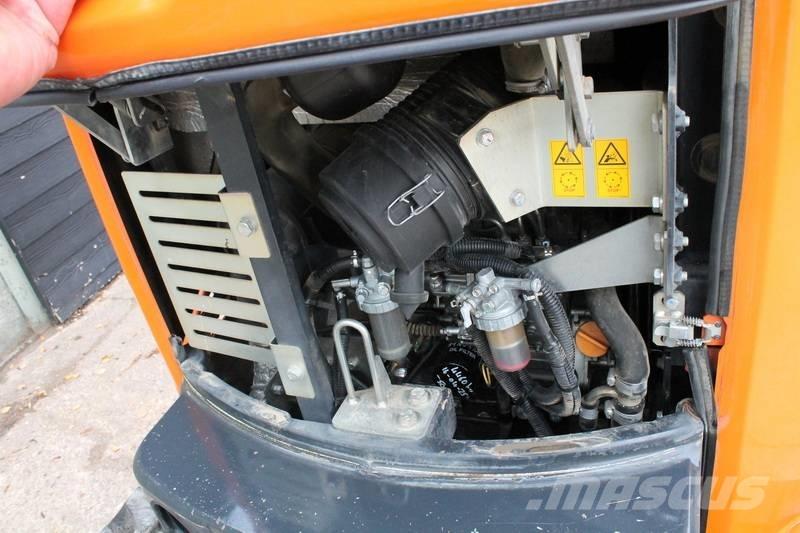 Hitachi ZX 26 U Mini excavadoras < 7t