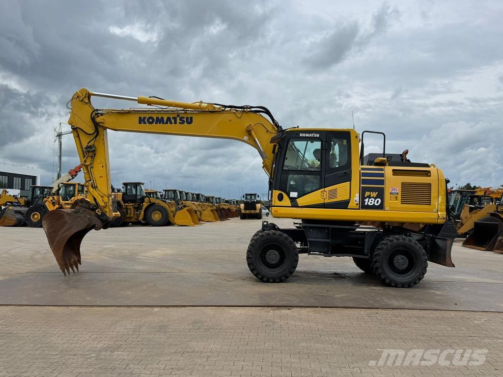 Komatsu PW180-11 Excavadoras de ruedas