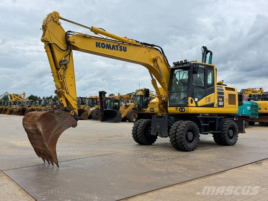 Komatsu PW180-11 Excavadoras de ruedas