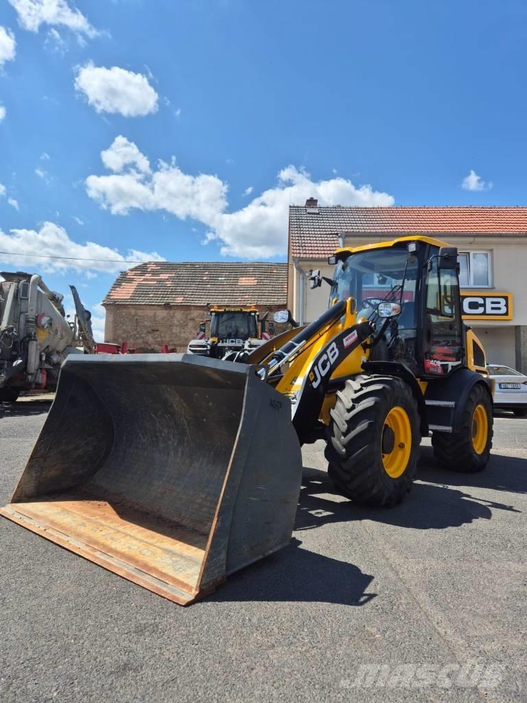 JCB 409 Agri Manipuladores telescópicos agrícolas