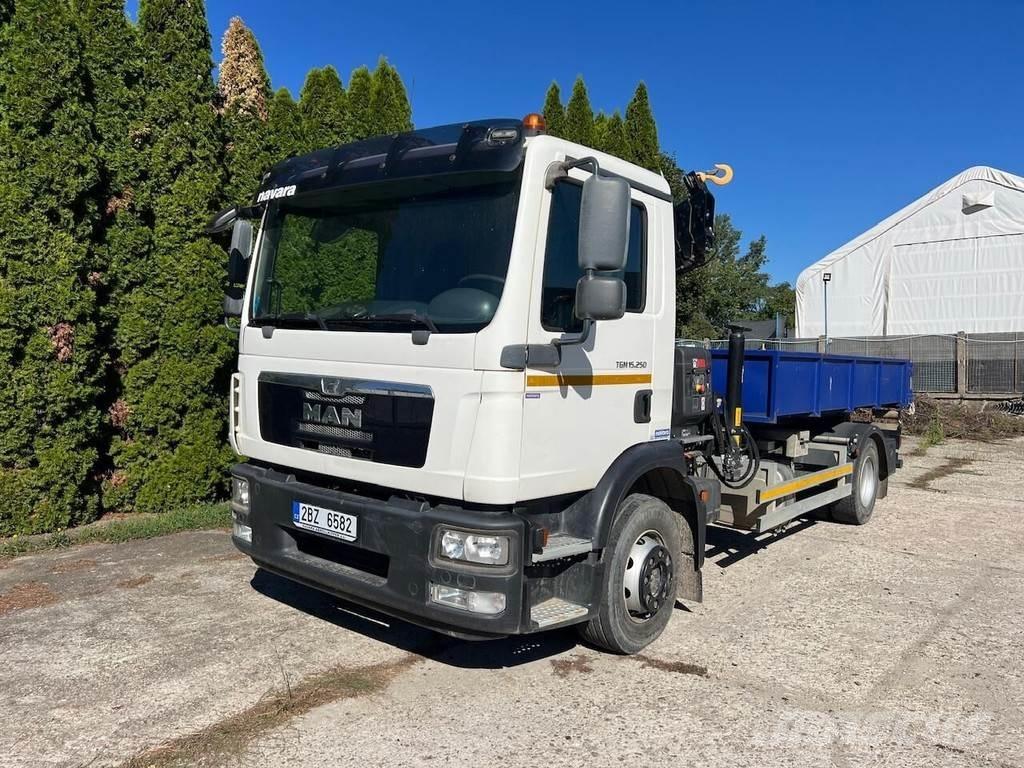 MAN TGM 15.250 Camiones polibrazo