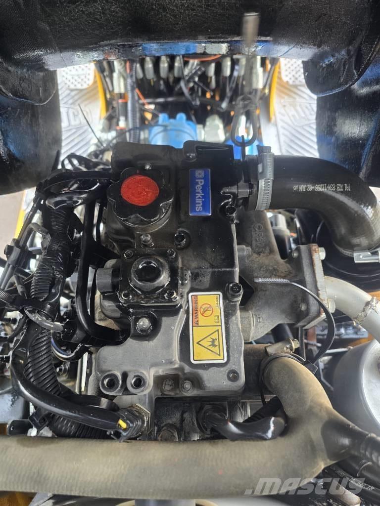 JCB 8008 CTS Mini excavadoras < 7t