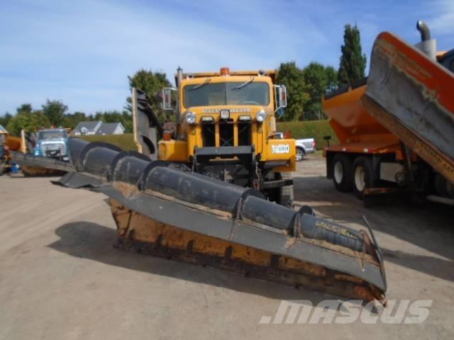 International 5070 Láminas y cuñas quitanieves