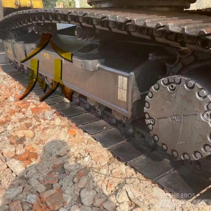 Komatsu PC 200 Excavadoras de cadenas