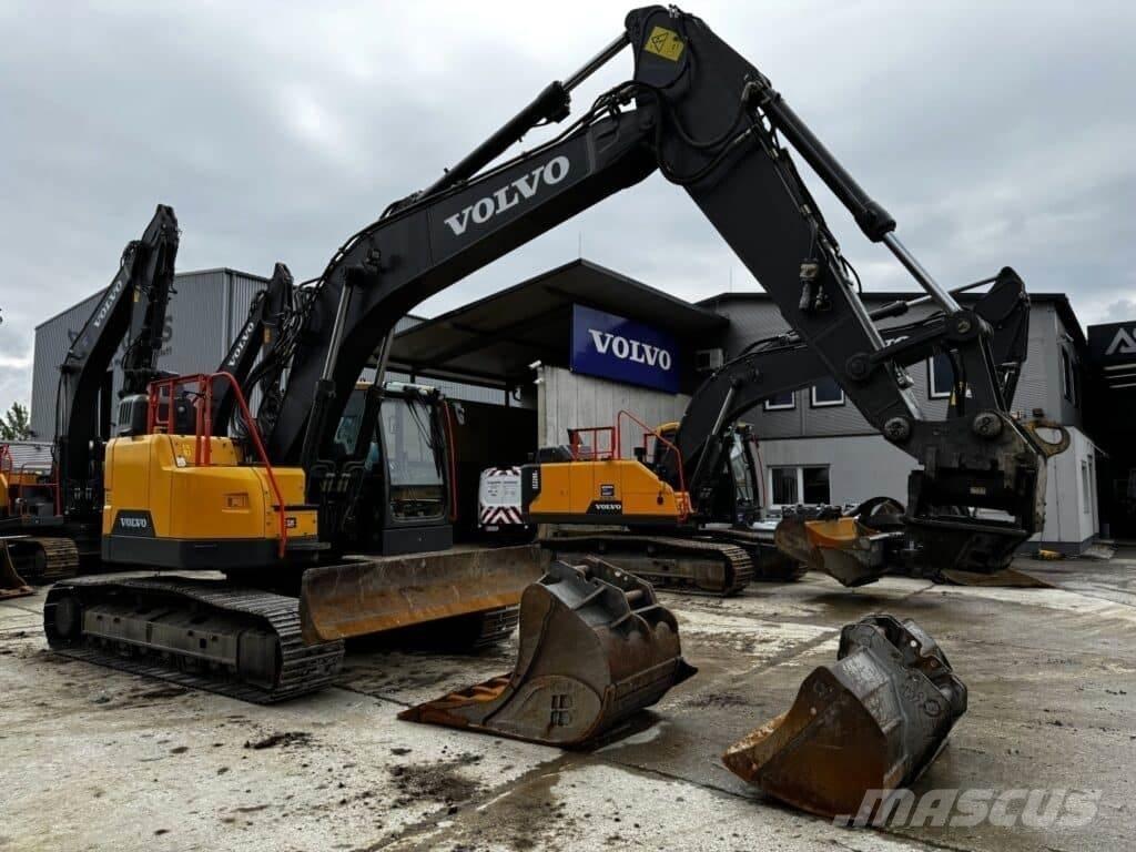Volvo ECR235EL Excavadoras de cadenas