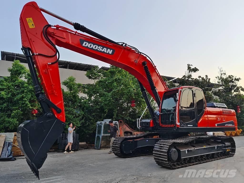 Doosan DX 300 LC-9C Excavadoras de cadenas