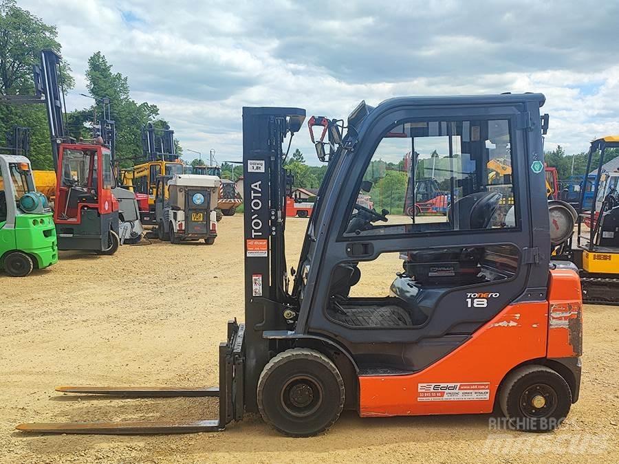 Toyota 02-8FGF18 Carretillas LPG