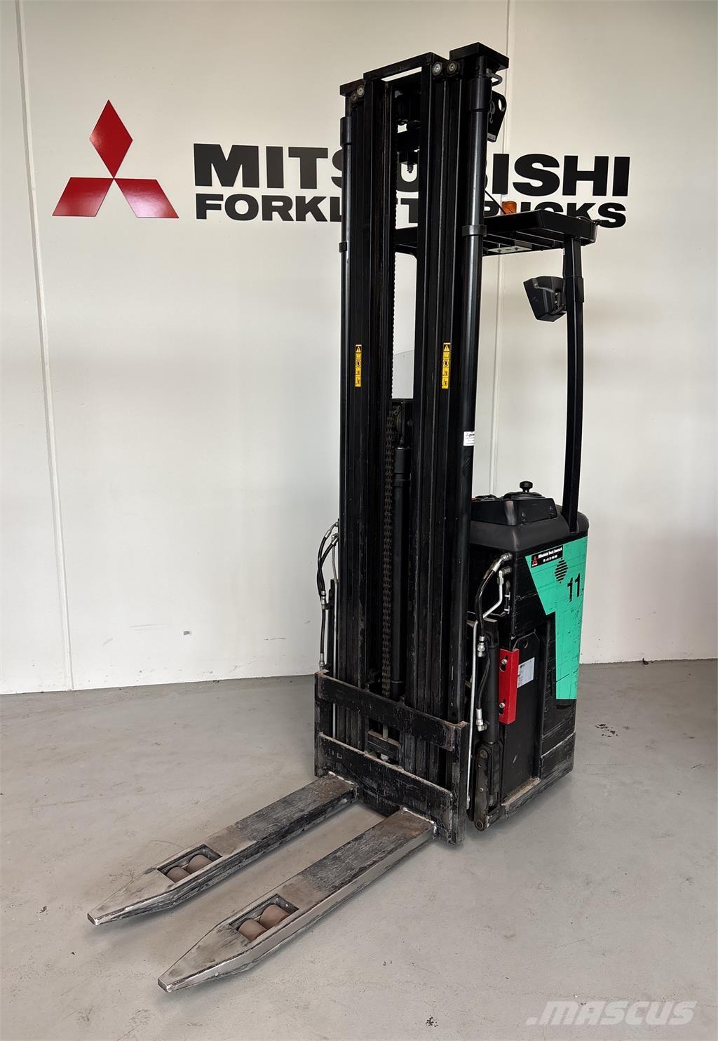 Mitsubishi SBR16N Apiladores eléctricos autopropulsados