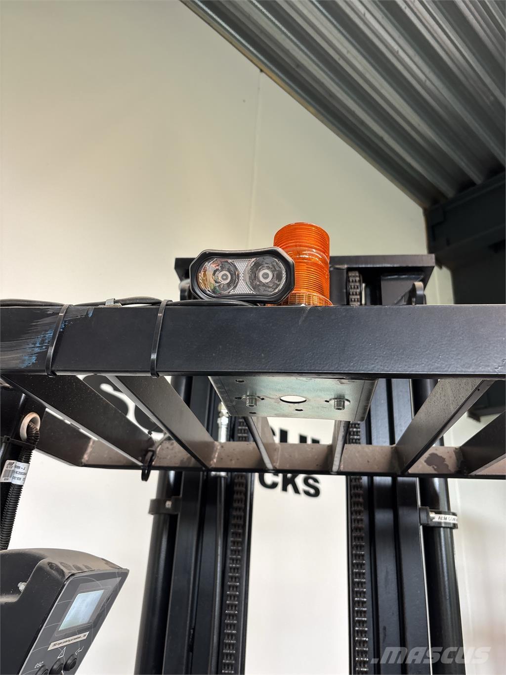 Mitsubishi SBR16N Apiladores eléctricos autopropulsados