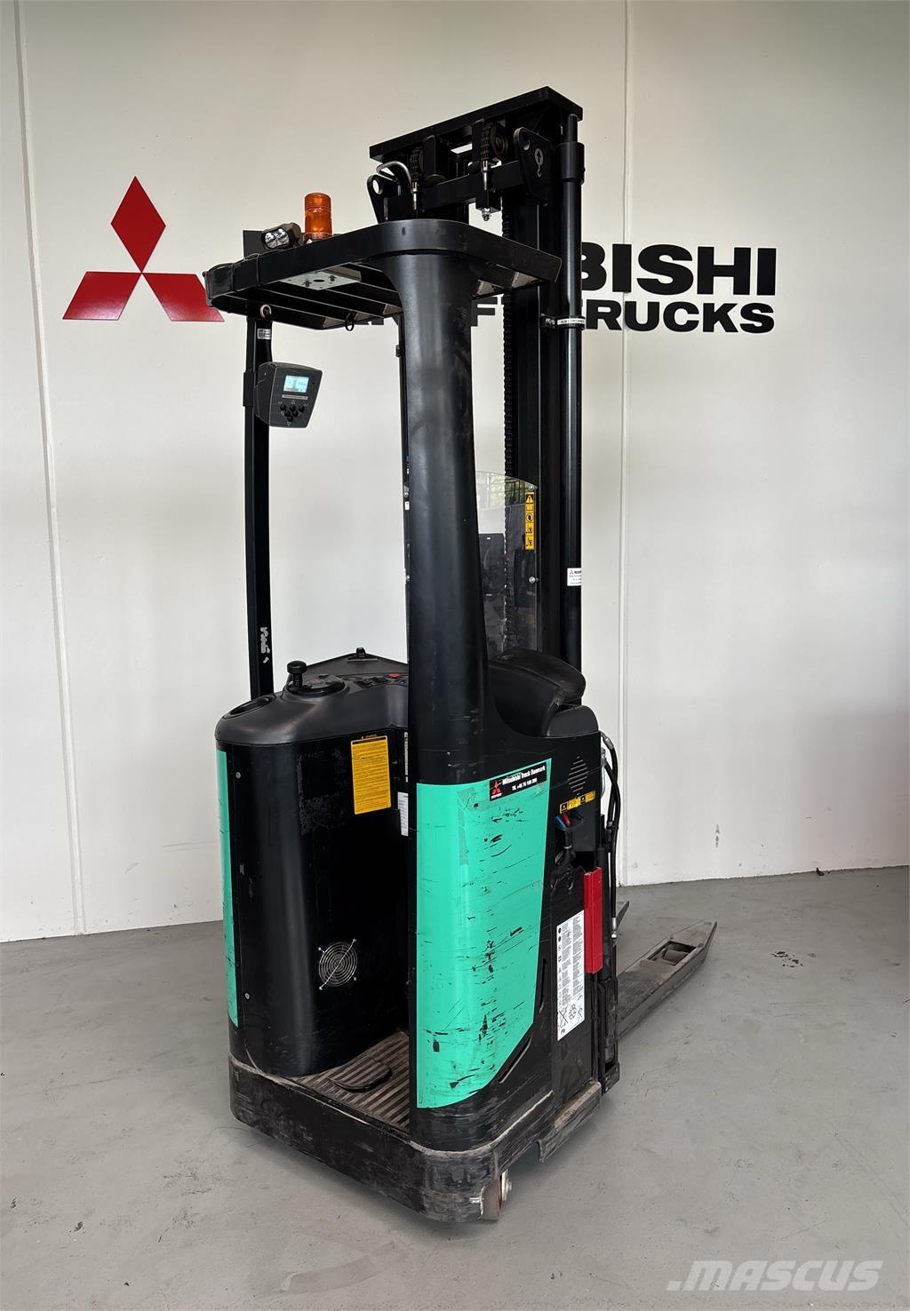 Mitsubishi SBR16N Apiladores eléctricos autopropulsados