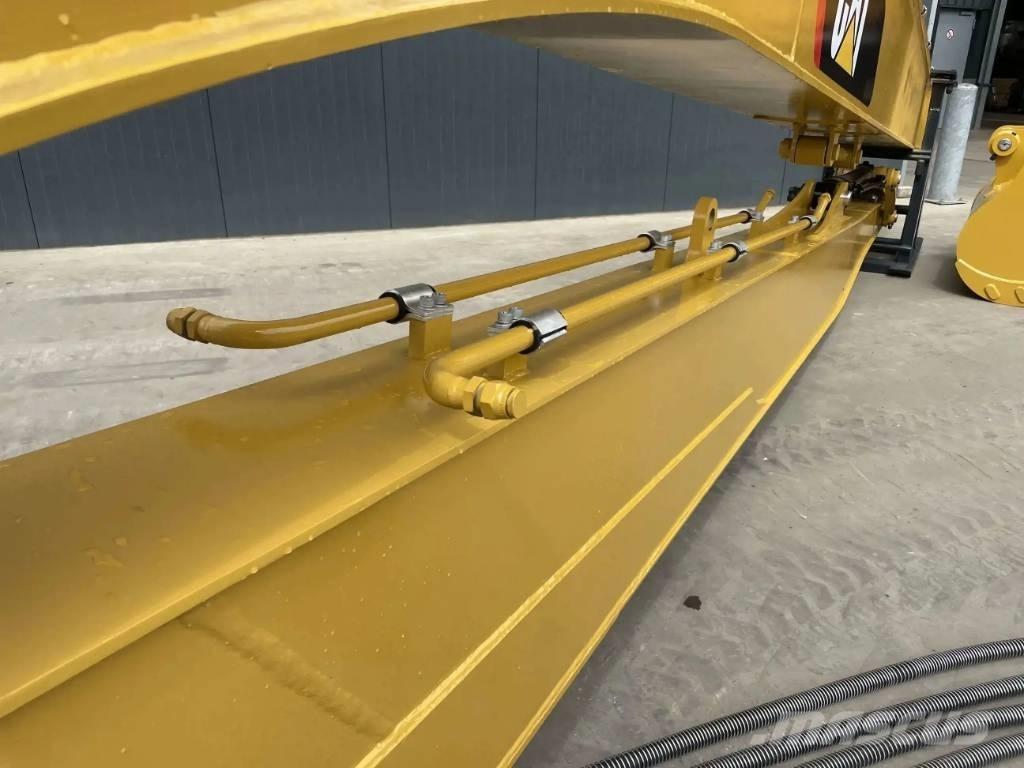 CAT 323F 15m Set Retroexcavadoras