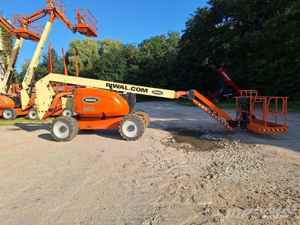 JLG 600AJ Plataforma de trabajo articulada