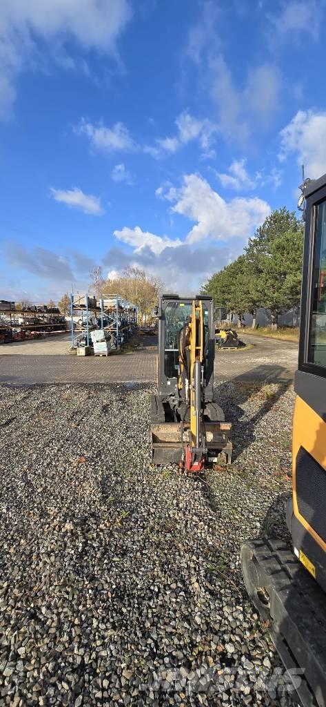 CASE CX 19 D Mini excavadoras < 7t