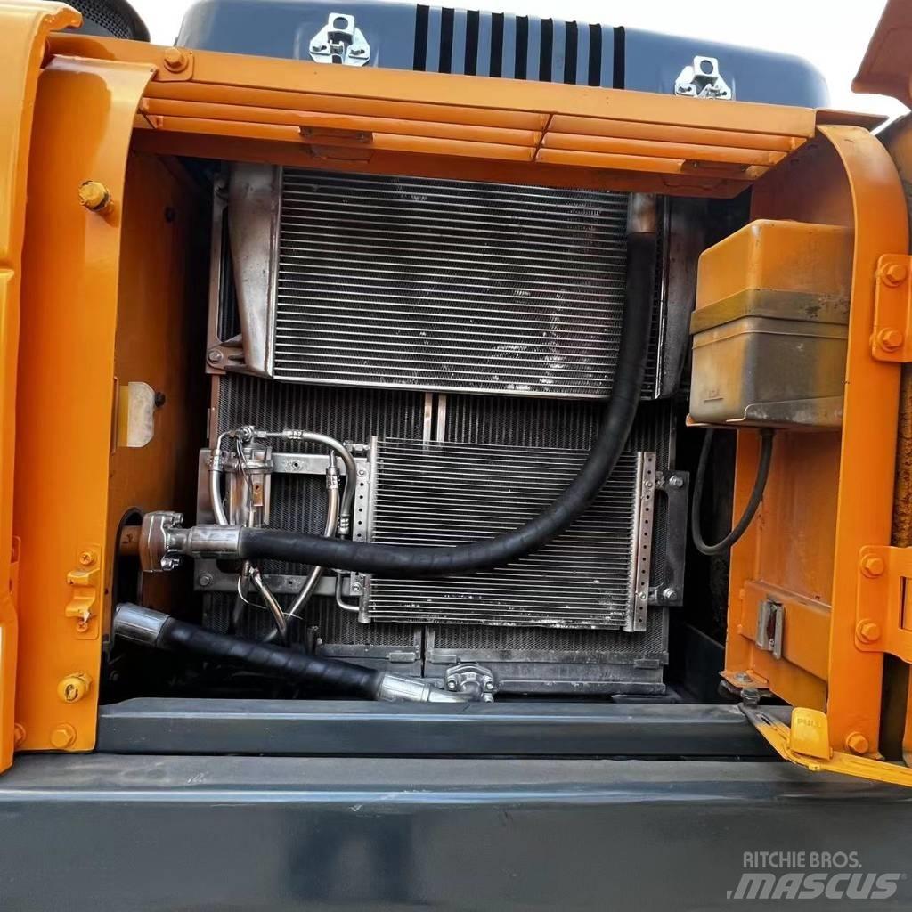 Hyundai R220-9S Excavadoras de cadenas