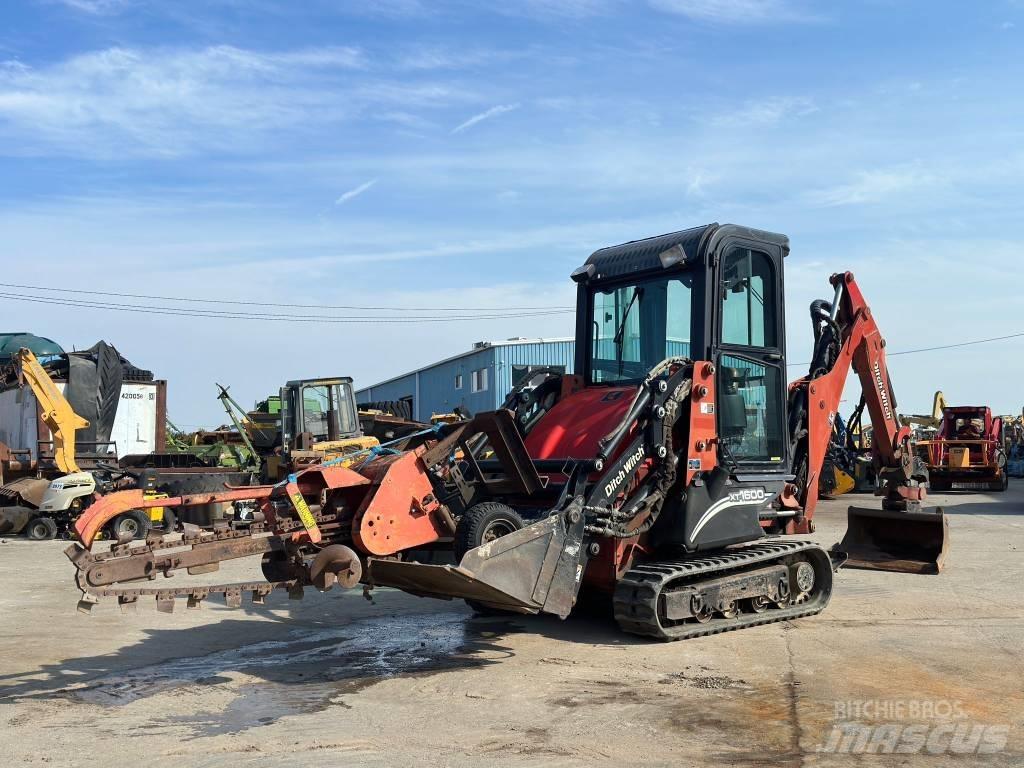 Ditch Witch XT 1600 Retrocargadoras