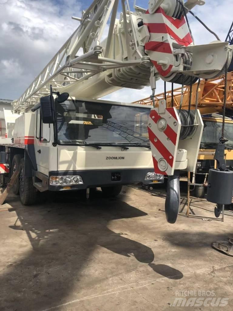 Zoomlion QY 70 V Grúas todo terreno