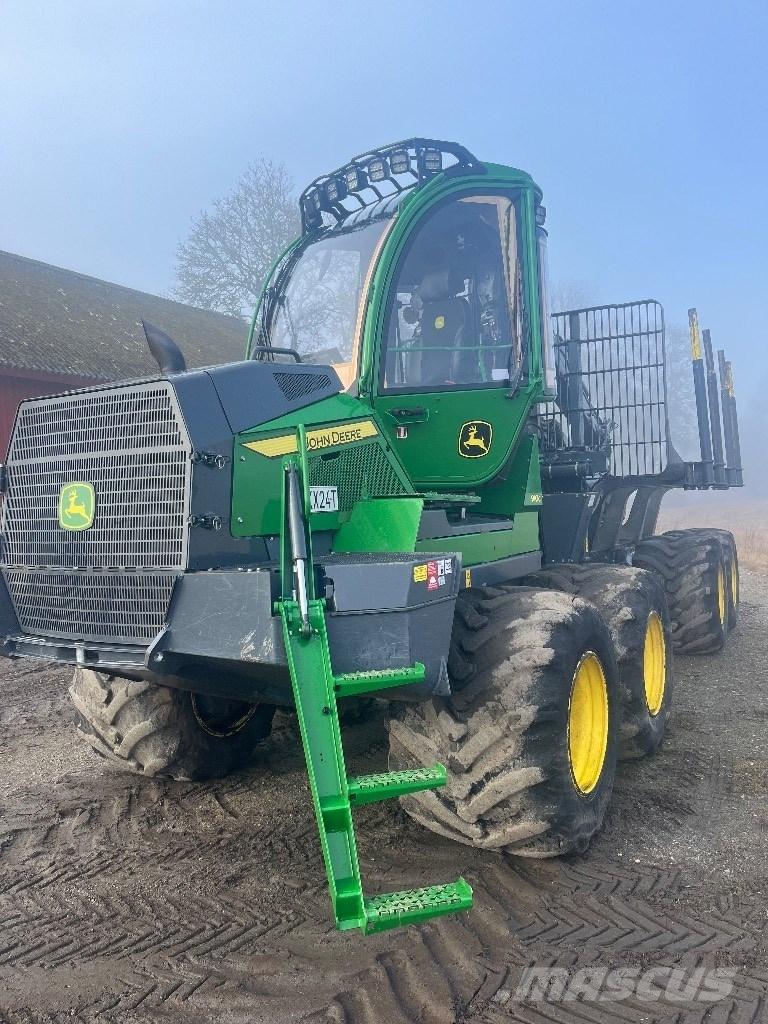 John Deere 910G Autocargadoras