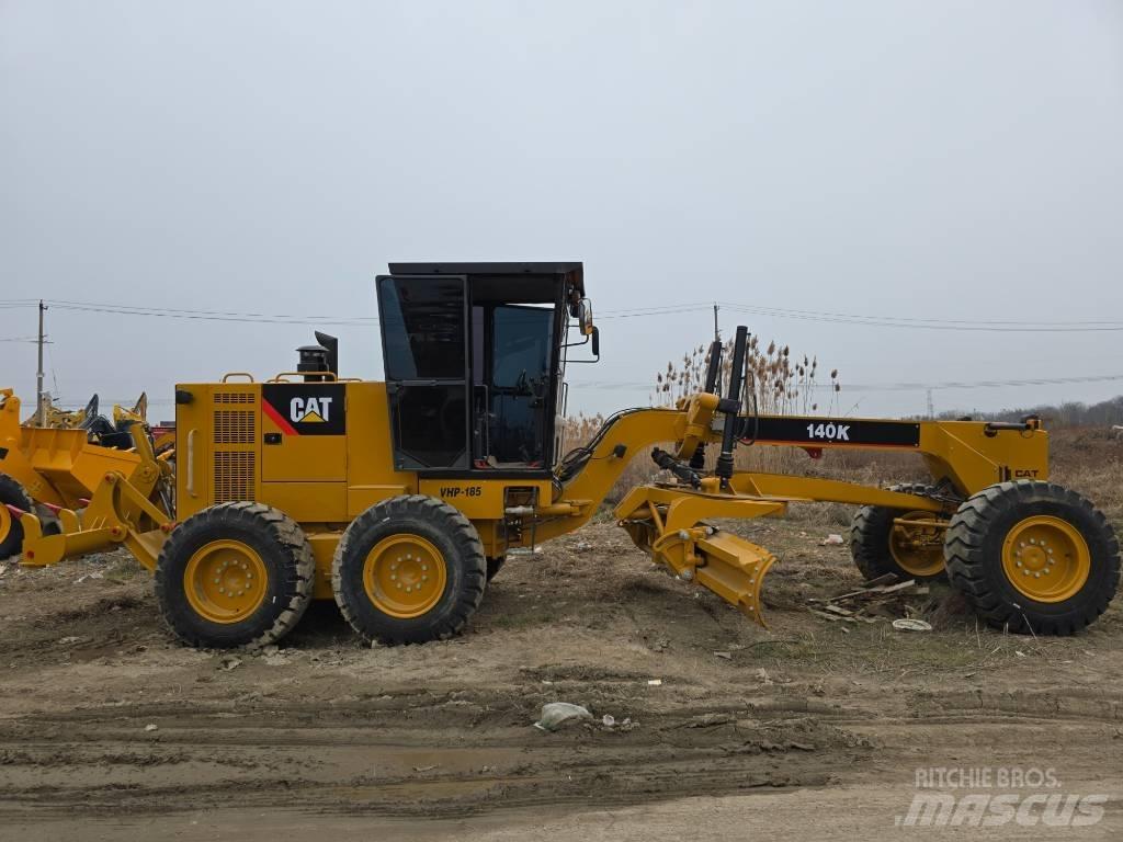 CAT 140K Motoniveladoras