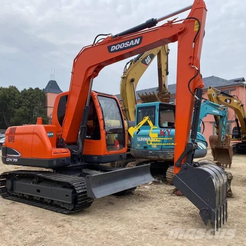 Doosan DX 75-9 Excavadoras de cadenas