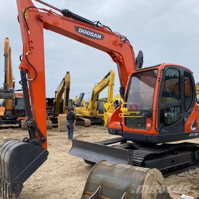 Doosan DX 75-9 Excavadoras de cadenas