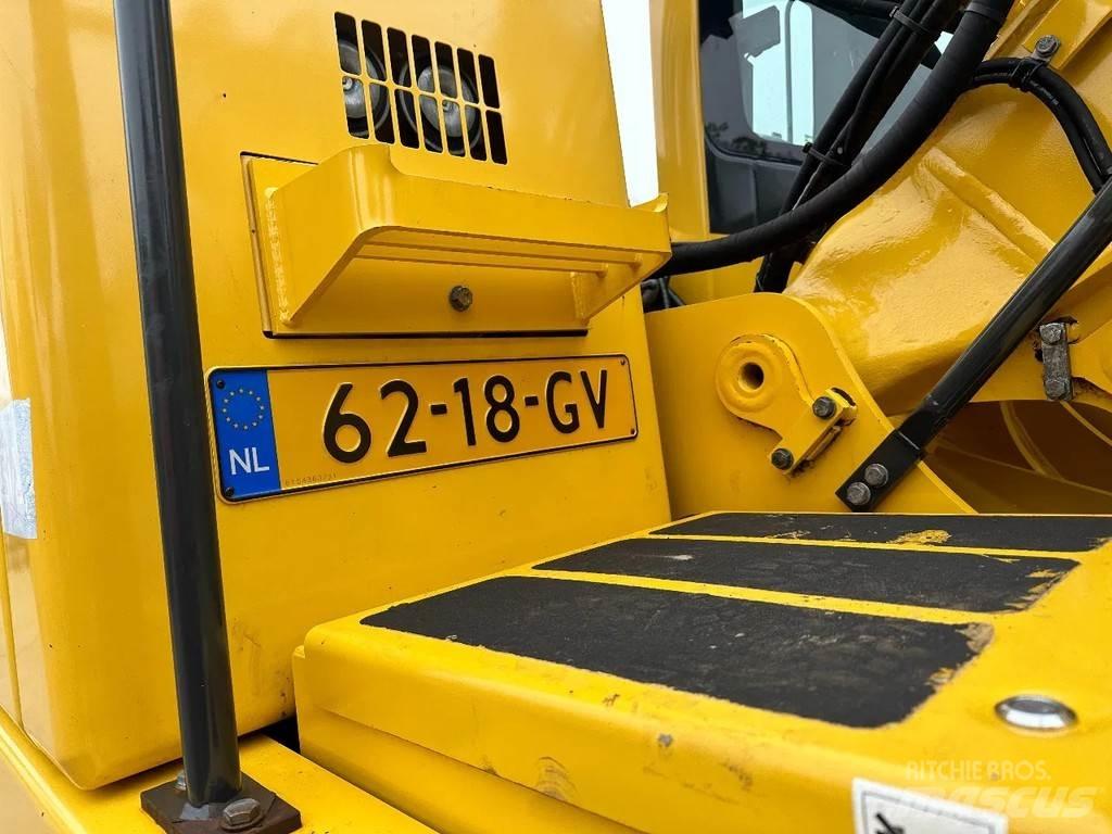 Komatsu PW160-8 Excavadoras de ruedas