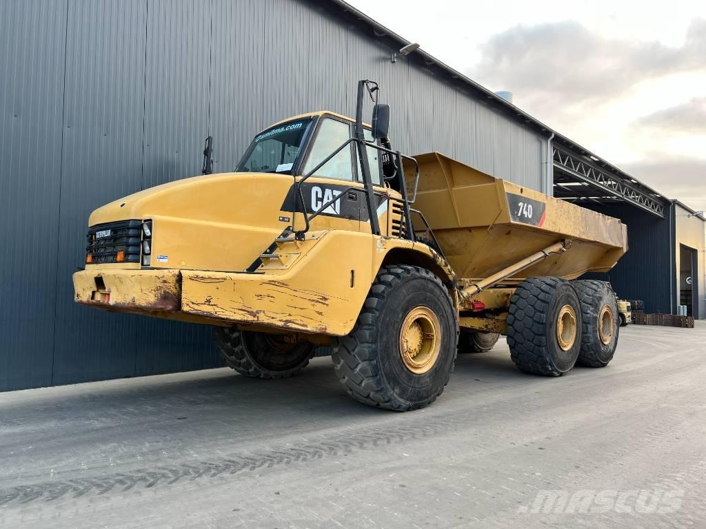 CAT 740 Dúmpers articulados