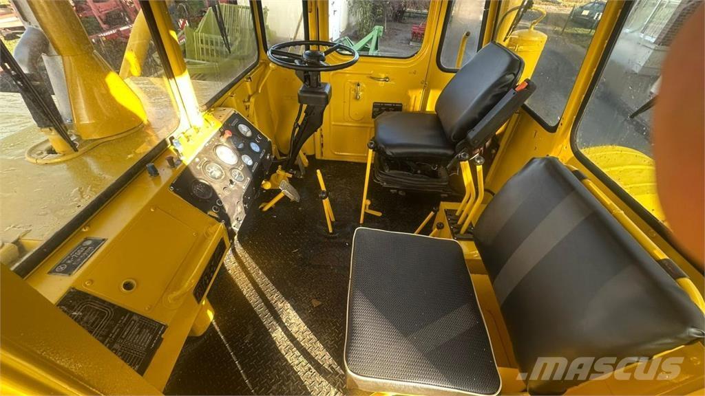 Kirovets K700A V8 Tractores